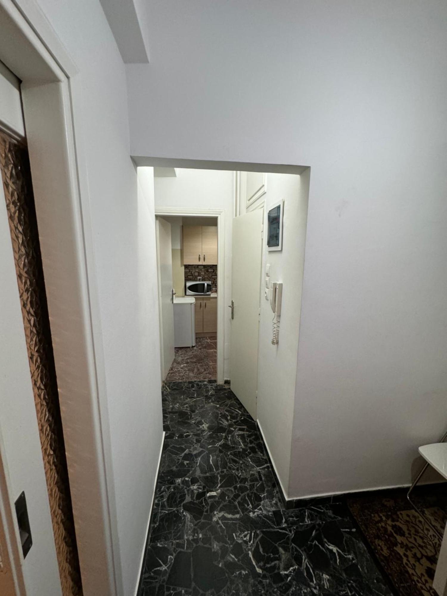 Plaka Quiet Apartment Athene Buitenkant foto